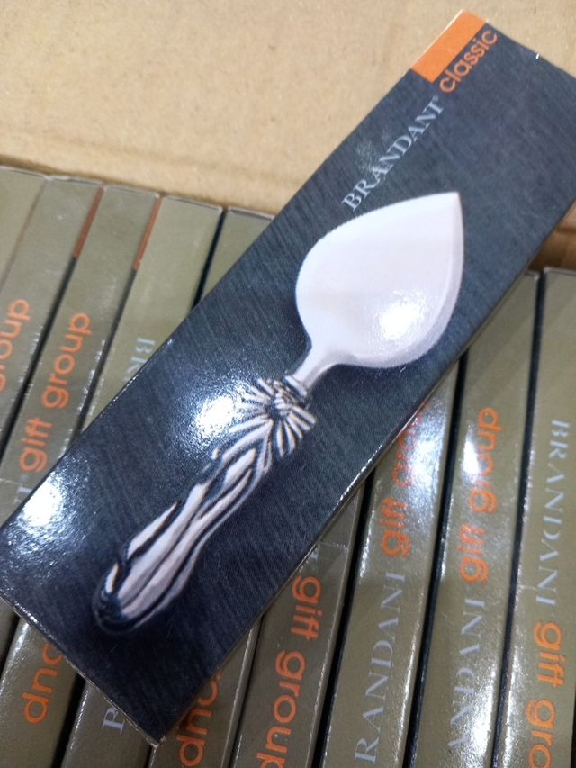 Bellissimi coltelli per grana