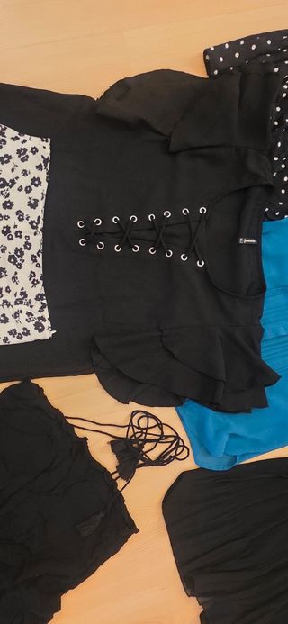 Lote Ropa Mujer: Vestido, Faldas y Blusas