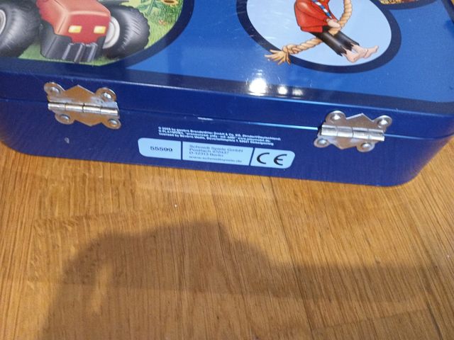 4 Puzzles de Playmobil con maletín metálico 