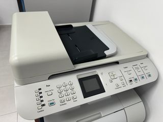 Impresora HP Color LaserJet CM2320fxi MFP