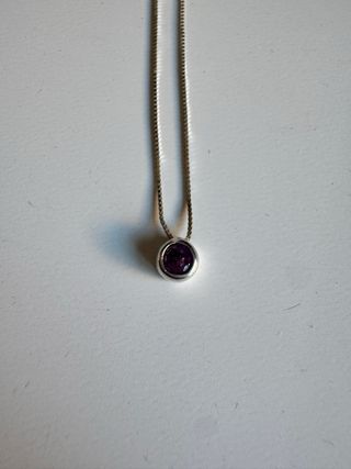 Colgante punto de luz lila plata
