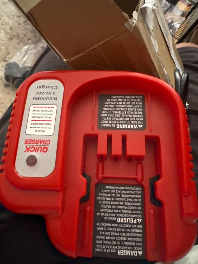 Cargador Rápido NiCd/NiMH 9.6V-24V