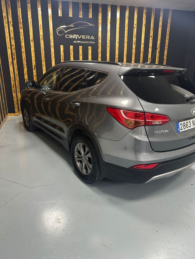 Hyundai Grand Santa Fe 2014