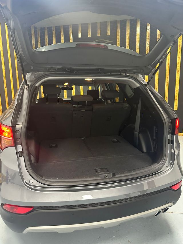 Hyundai Grand Santa Fe 2014