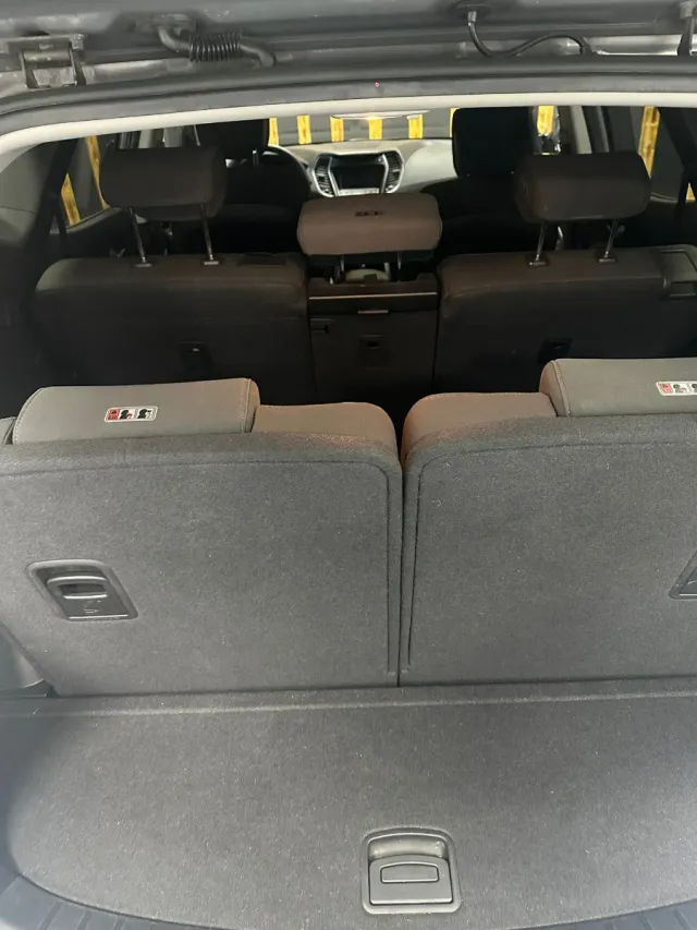 Hyundai Grand Santa Fe 2014