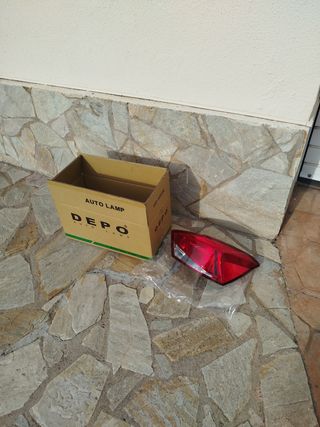 Óptica trasera derecha Seat Ibiza