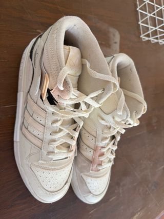 Zapatillas Adidas Beige y Rosa Talla 38