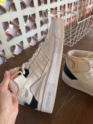 Zapatillas Adidas Beige y Rosa Talla 38