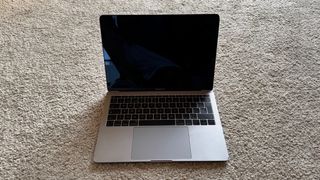 MacBook Pro 13” 16GB RAM 256GB SSD