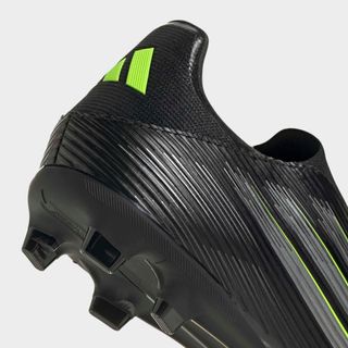 Botas de fútbol F50 League Laceless FG/MG Adulto Negro Pack
