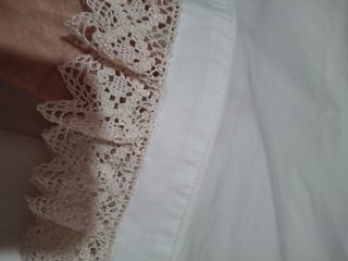 Sábana individual bordada a mano