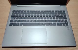 Portátil HP Probook 465 G11. 16 P. GARANTÍA 2028