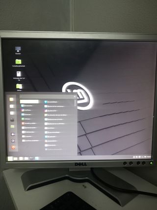 Ordenador Dell con Pantalla y Teclado
