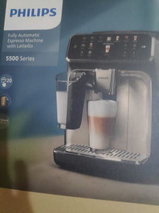 Cafetera Philips 5500 Serie LatteGo Precintada