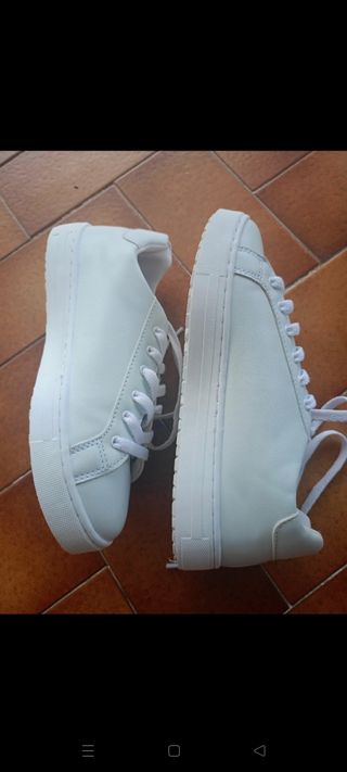 Scarpe donna bianche n.37 con fiori