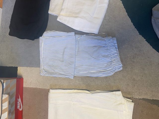 Pantalones de lino Nike rayas blanco y negro