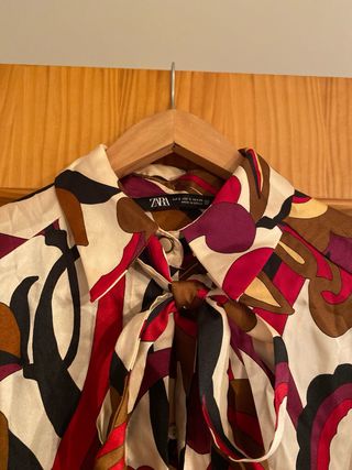 Camisa Zara Estampada Cuello Lazo