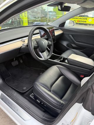 TESLA MODEL 3 2020