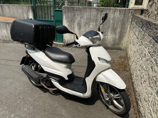 Peugeot Tweet 125 2018 Blanca