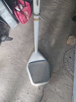 Báscula antigua de farmacia