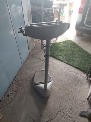 Báscula antigua de farmacia