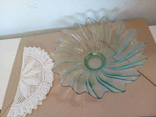 Bol frutero de vidrio verde