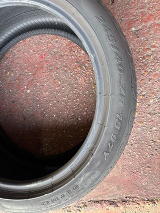 Neumático Pirelli 245/40R18 PZero Nero