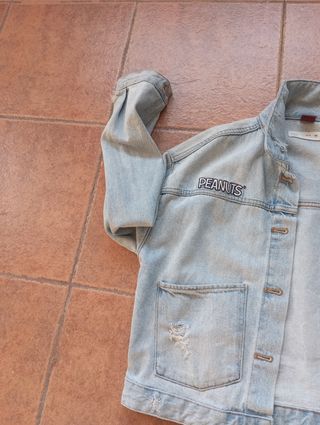 Cazadora vaquera Zara Peanuts Talla 13-14 años