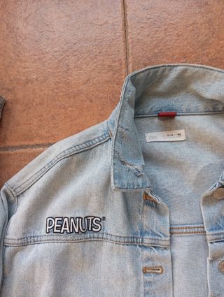 Cazadora vaquera Zara Peanuts Talla 13-14 años