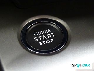 Peugeot 408  408  PLUG-IN HYBRID 225 e-EAT8 GT