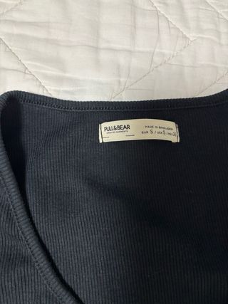 Camiseta Pull&Bear manga corta negra Talla S