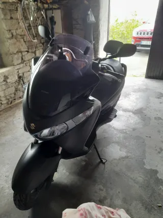 Suzuki Burgman 125 Executive