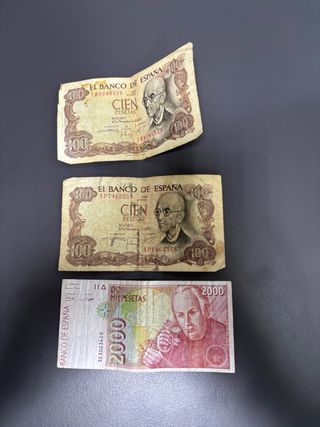 Billetes 100 y 2000 pesetas España