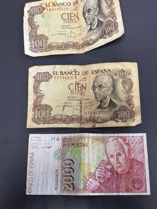 Billetes 100 y 2000 pesetas España