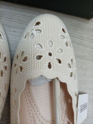 Zapatos Planos Glamora Floral Calado Talla 38