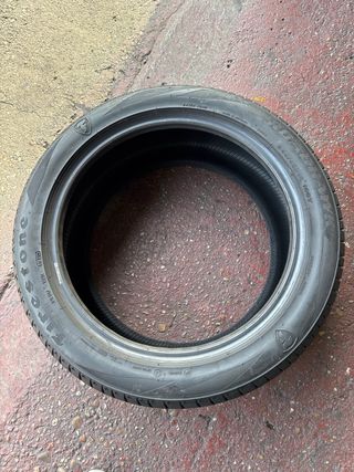 1 neumático Firestone 245/45R18 Roadhawk