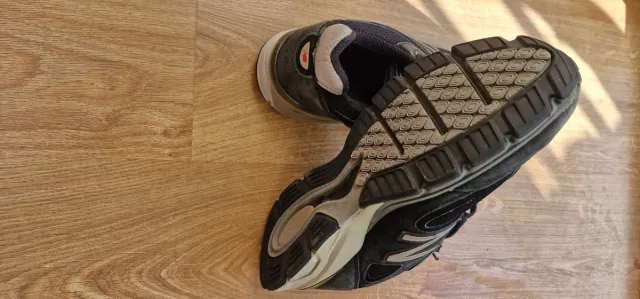 New Balance 990 V4 Made in THE USA