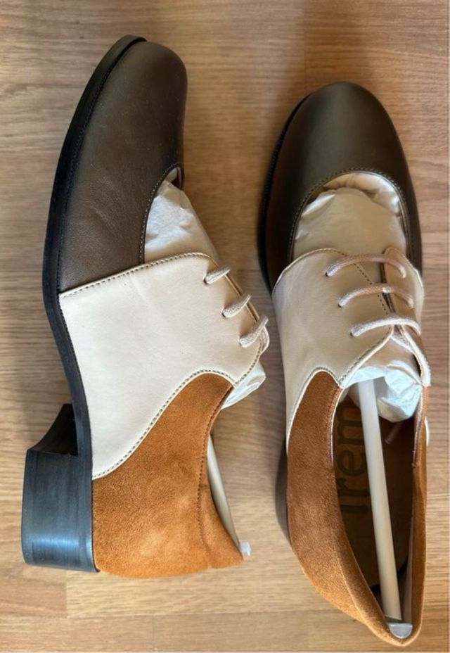 Zapatos de piel nuevos tallas del 37 al 41