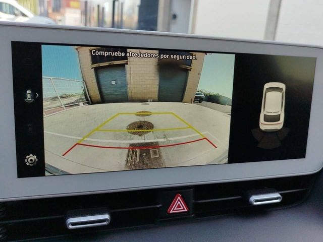 Hyundai IONIQ 5  73KWH 160KW  RWD Light