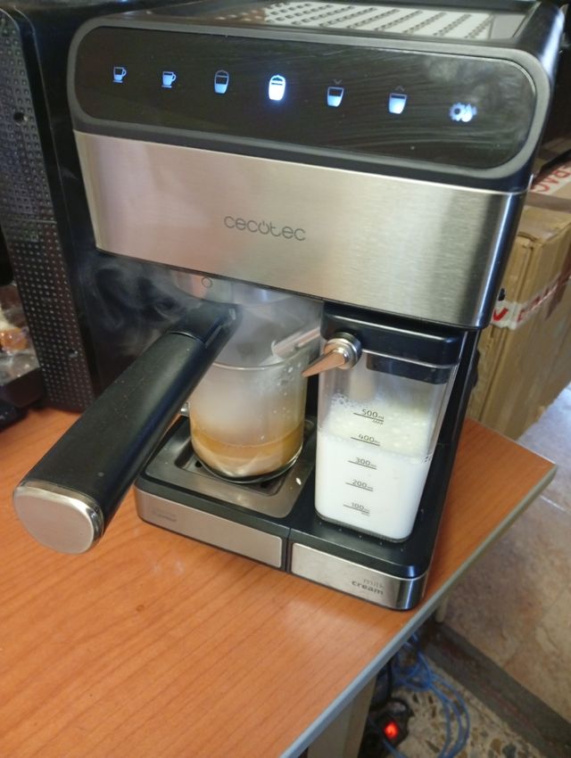 Cafetera Cecotec Instant CCino