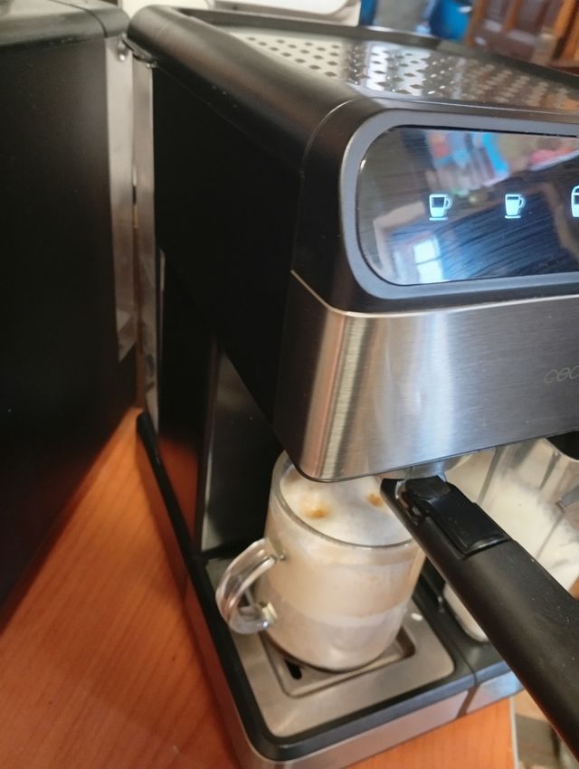 Cafetera Cecotec Instant CCino