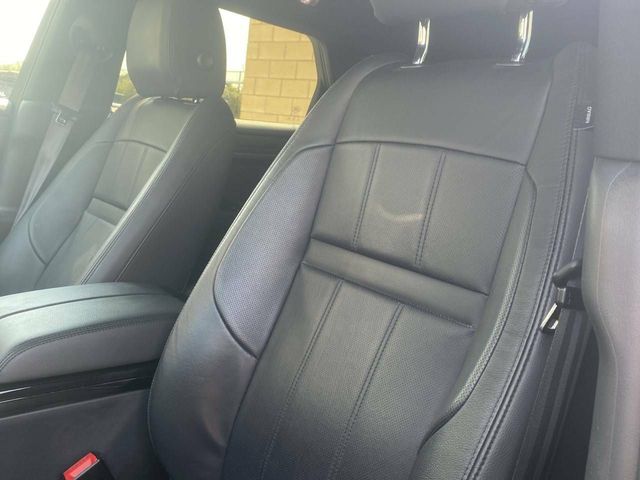 Land-Rover Range Rover Evoque  2.0 D163  AUTO 4WD MHEV R-Dynamic S