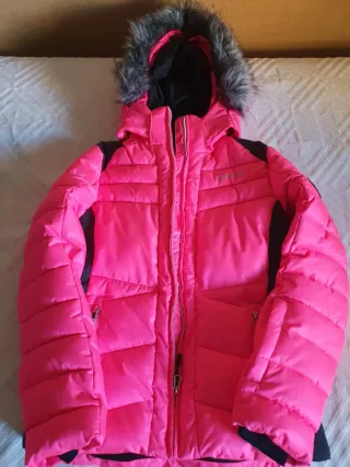 Chaqueta de esquí rosa con capucha