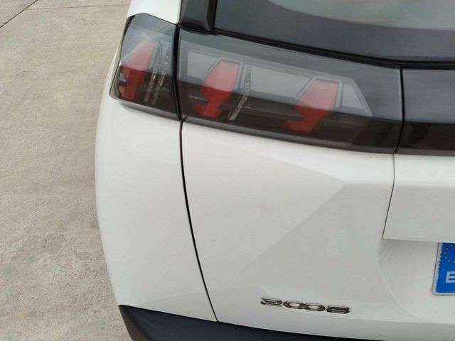 Peugeot 2008   BlueHDI 81kW (110CV) Active