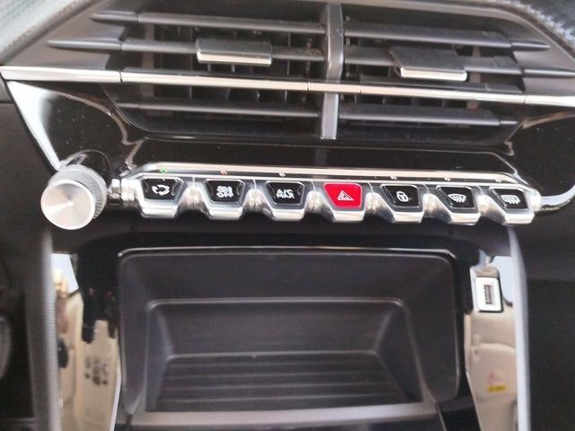 Peugeot 2008   Puretech 100 S&S BVM6 Active