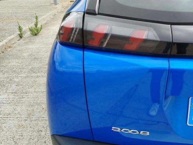 Peugeot 2008   Puretech 100 S&S BVM6 Active