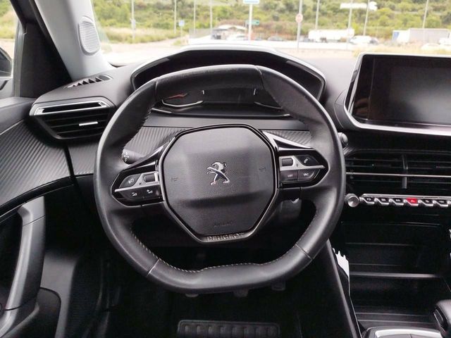 Peugeot 2008   Puretech 100 S&S BVM6 Active