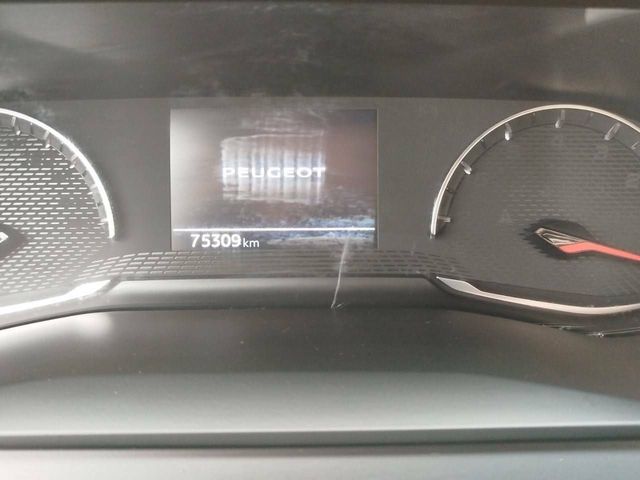 Peugeot 2008   Puretech 100 S&S BVM6 Active