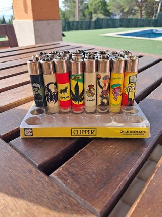 Lote de  mecheros Clipper