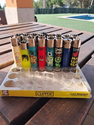 Lote de  mecheros Clipper